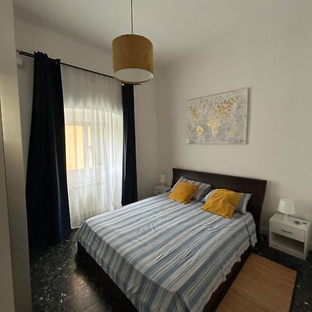 Appartamento Confortevole Γένοβα Εξωτερικό φωτογραφία